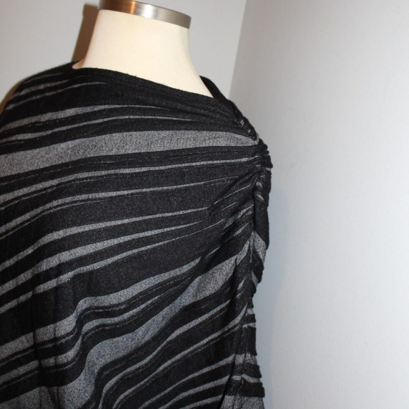 Lane Bryant Asymmetric Poncho Sweater HW5234 - Picture 3 of 7
